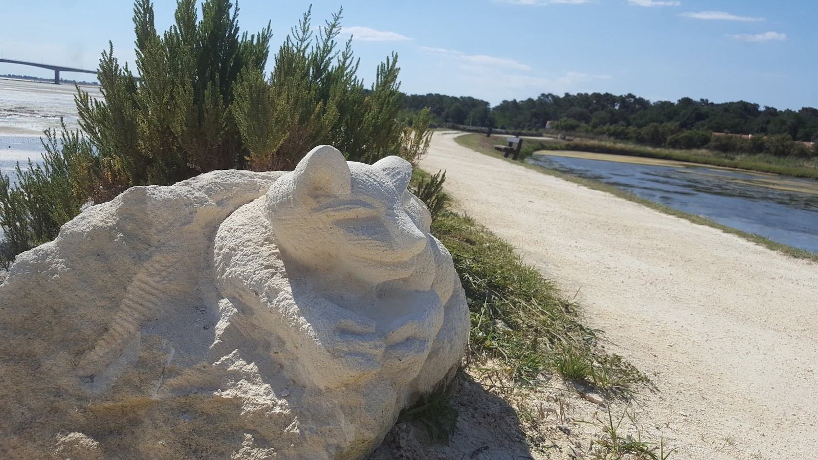 Artiste, sur la promenade de la Plage du Mus de Loup