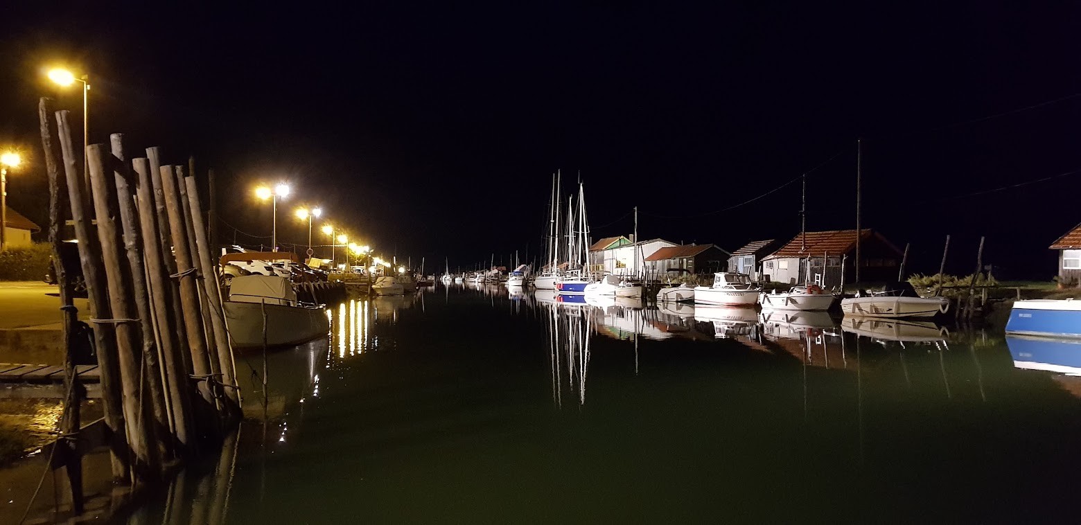 Der Streik in La Tremblade bei Nacht